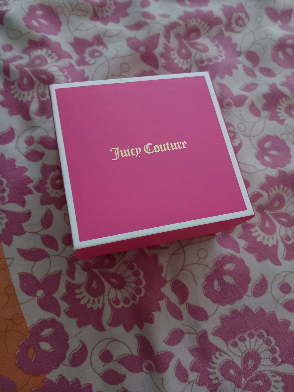 Juicy Couture Compact Box